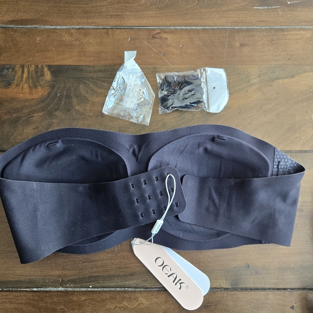 Black Strapless Bra